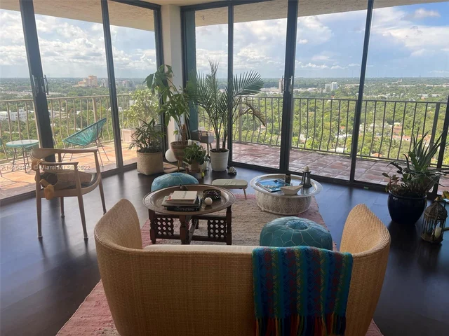 780 NE 69th St # 2010, Miami FL 33138