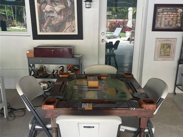 13960 Old Cutler Rd, Palmetto Bay FL 33158