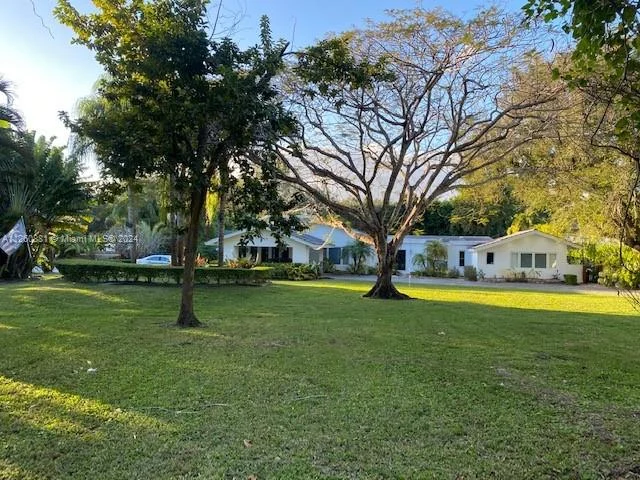 13960 Old Cutler Rd, Palmetto Bay FL 33158