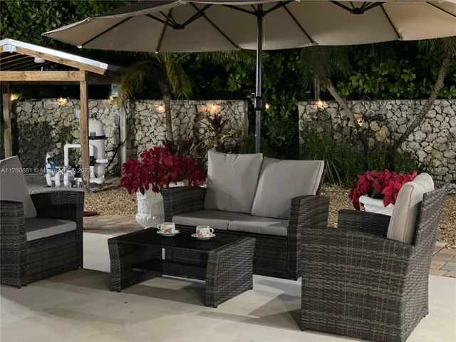 13960 Old Cutler Rd, Palmetto Bay FL 33158