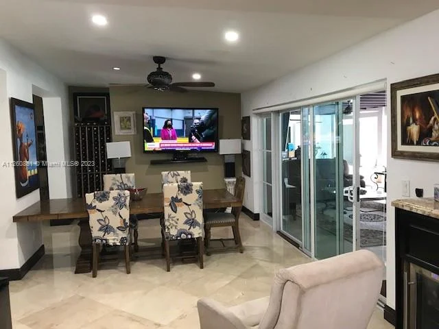 13960 Old Cutler Rd, Palmetto Bay FL 33158