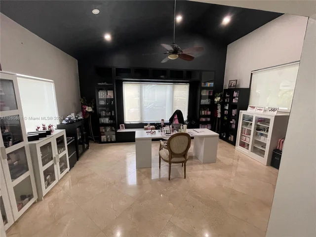 13960 Old Cutler Rd, Palmetto Bay FL 33158