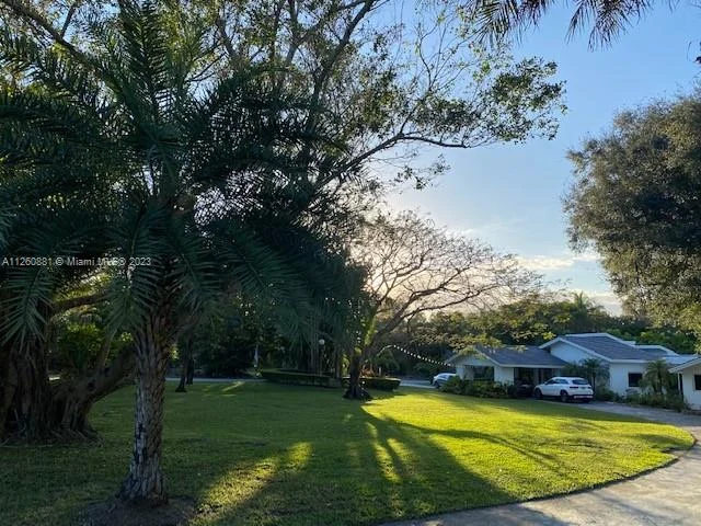 13960 Old Cutler Rd, Palmetto Bay FL 33158