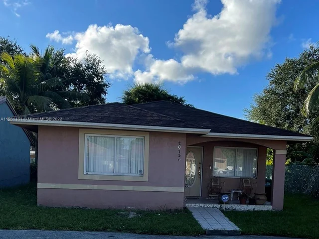 20756 NW 41st Ave Rd, Miami Gardens FL 33055