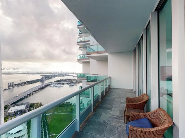 900 Biscayne Blvd # 5812, Miami FL 33132