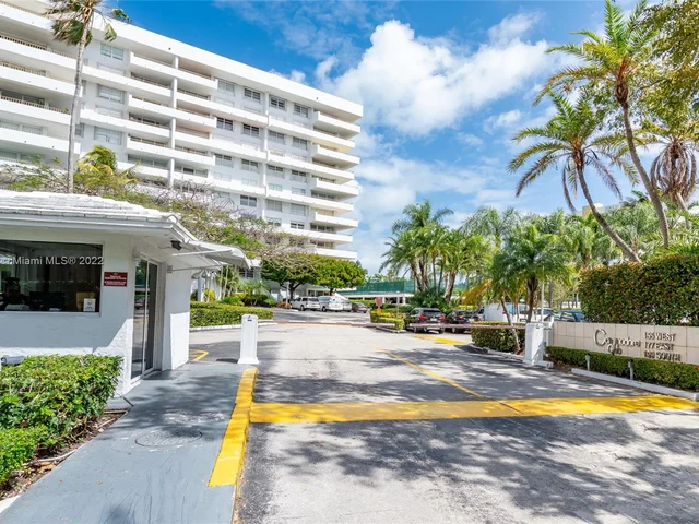 177 Ocean Lane Dr # 206, Key Biscayne FL 33149