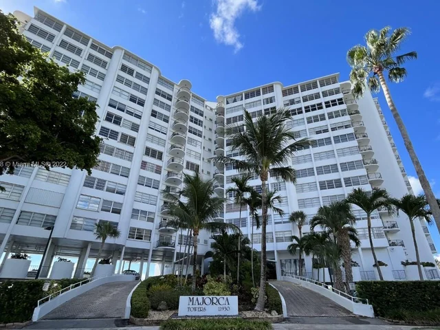 11930 N bayshore dr # 805, North Miami FL 33181