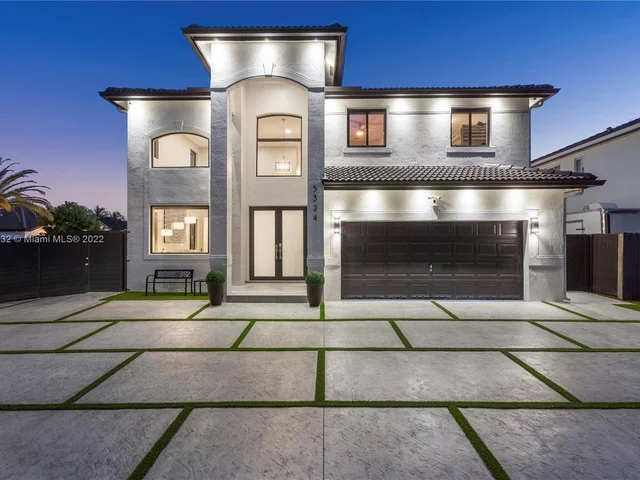 5324 SW 164th Court, Kendall FL 33185