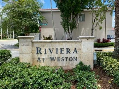 203 Riviera Cir # 203, Weston FL 33326