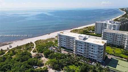 155 Ocean Lane Dr # 611, Key Biscayne FL 33149