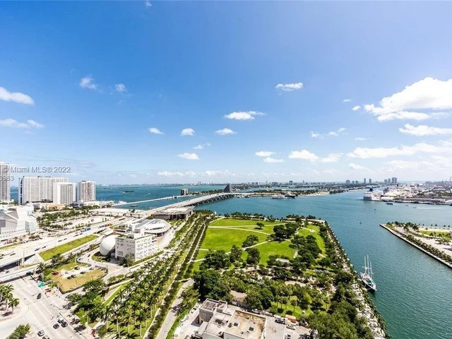 900 Biscayne Blvd # 3107, Miami FL 33132