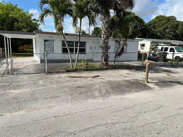 2308 NW 13th Ct, Fort Lauderdale FL 33311