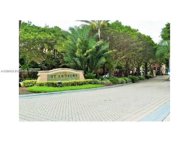 12112 ST ANDREWS PL # 309, Miramar FL 33025