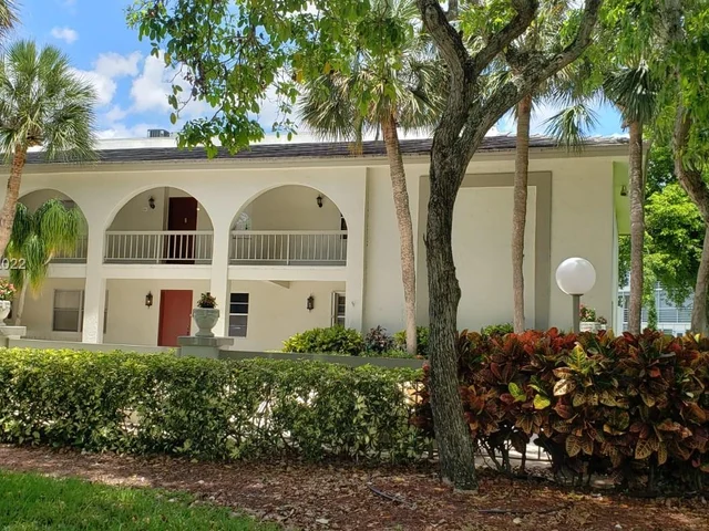 4801 Martinique Pl # H1, Coconut Creek FL 33066