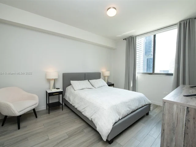 999 SW 1st Ave # 2010, Miami FL 33130