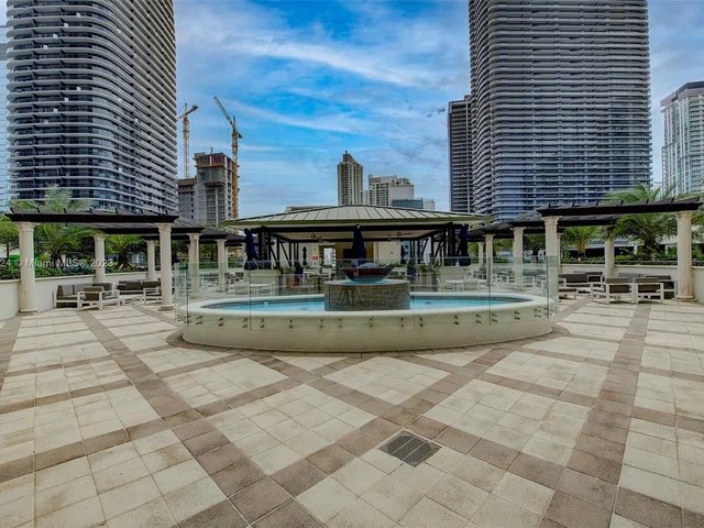 999 SW 1st Ave # 2010, Miami FL 33130