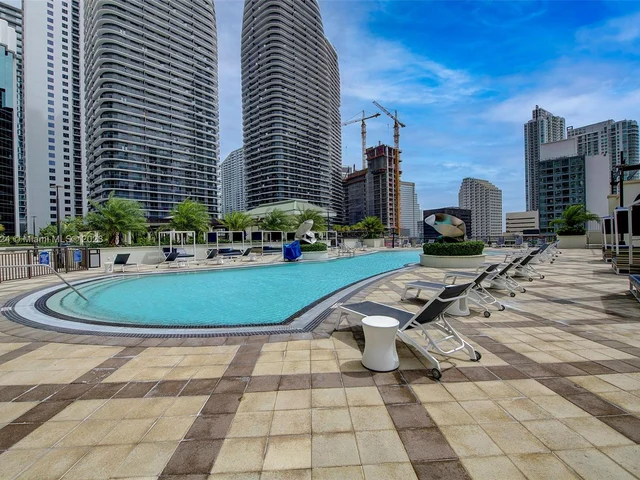 999 SW 1st Ave # 2010, Miami FL 33130