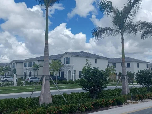 28614 SW 133 CT, Homestead FL 33033