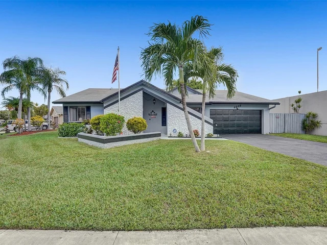 5045 SW 11th Pl, Margate FL 33068