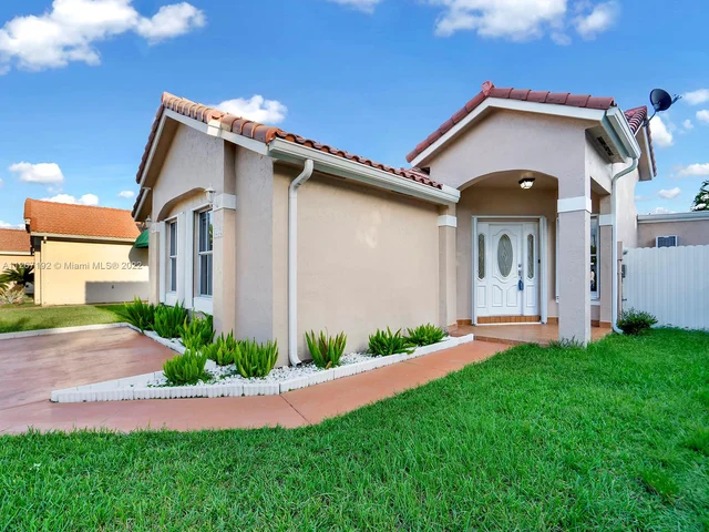 14372 SW 90th Ter, Miami FL 33186