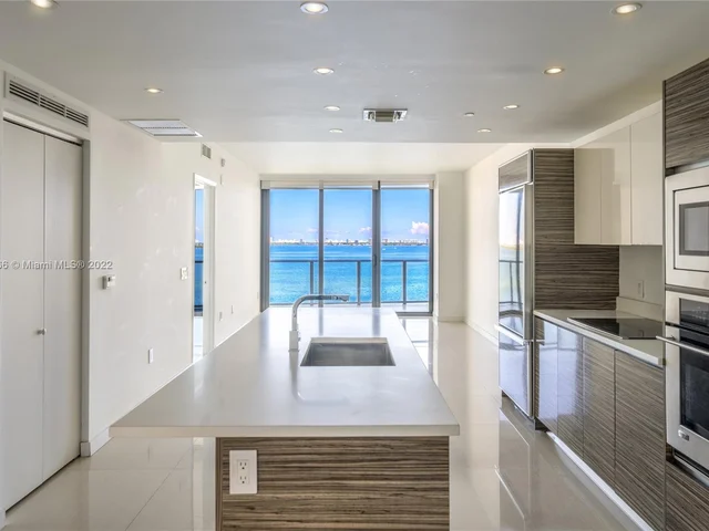 460 NE 28th St # 707, Miami FL 33137