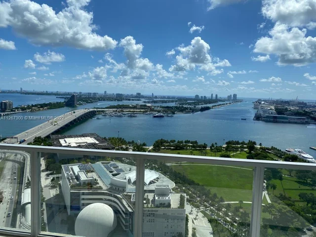 1100 Biscayne Blvd # 3102, Miami FL 33132