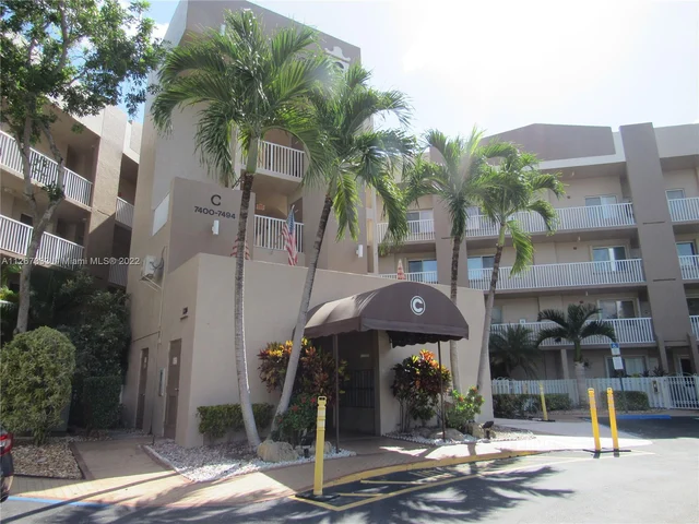 7426 Trent Dr # 202, Tamarac FL 33321