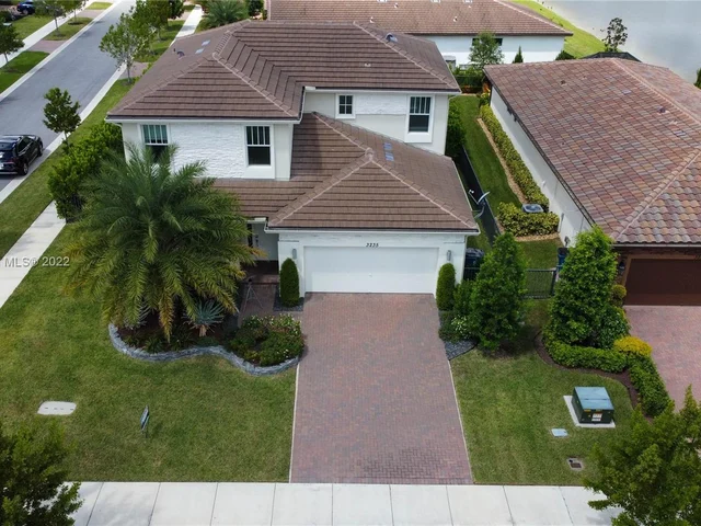3235 Dunning Dr, Royal Palm Beach FL 33411