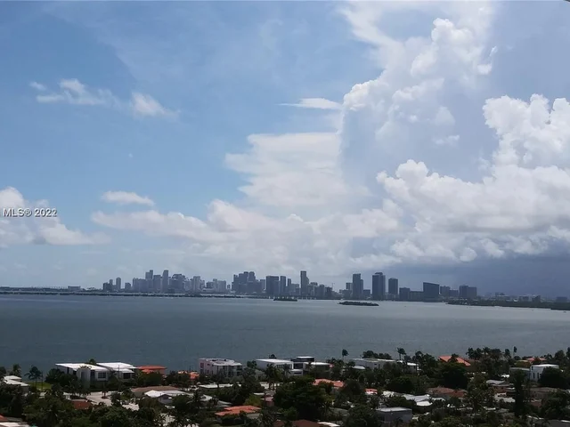 7901 Hispanola Ave # 1606, North Bay Village FL 33141