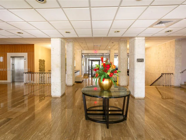 1985 S Ocean Dr, Hallandale Beach FL 33009