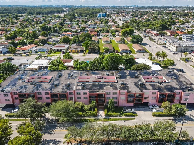 30 E 39th St # 309, Hialeah FL 33013
