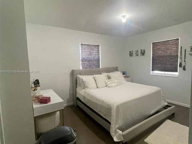 11601 NW 89th St # 202, Doral FL 33178