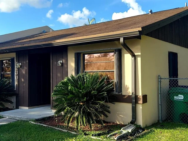 12301 SW 110th S Canal St Rd # 12301, Miami FL 33186