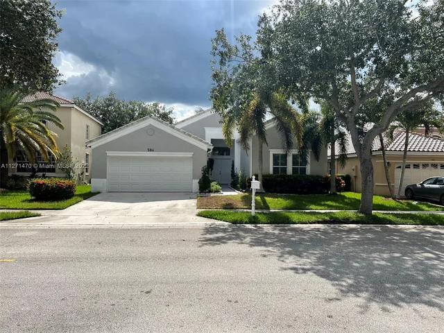 584 Cascade Falls Dr, Weston FL 33327