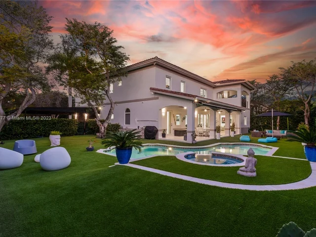 7740 SW 128th St, Pinecrest FL 33156