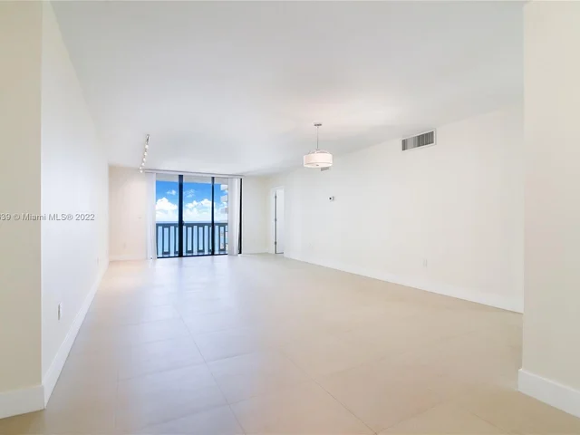 9801 Collins Ave, Bal Harbour FL 33154
