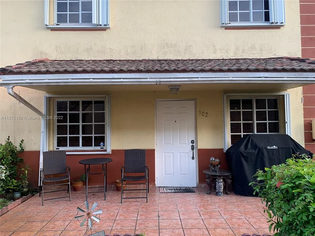 6768 NW 182nd St # 102, Hialeah FL 33015