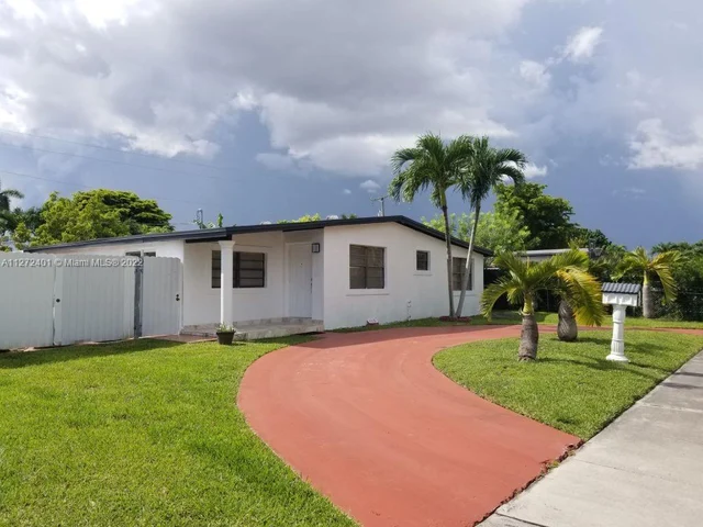 4610 SW 112th Ct, Miami FL 33165