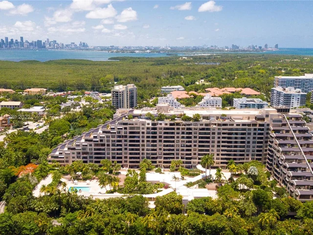 151 Crandon Blvd # 330, Key Biscayne FL 33149