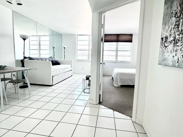 100 Lincoln Rd # 1025, Miami Beach FL 33139