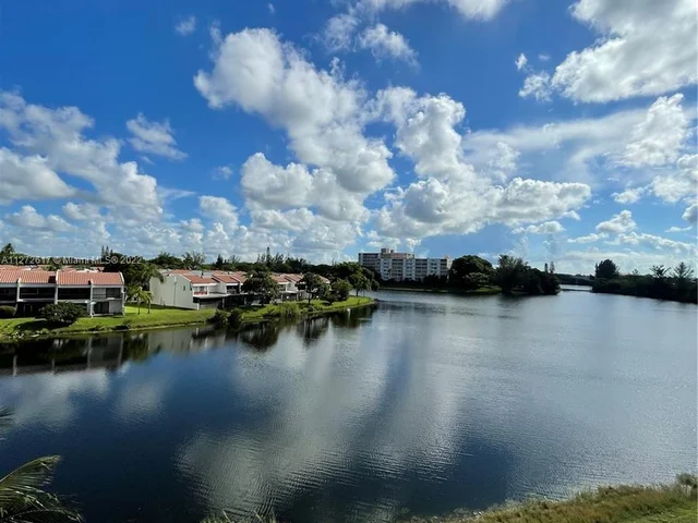 6575 W Oakland Park Blvd # 408, Lauderhill FL 33313