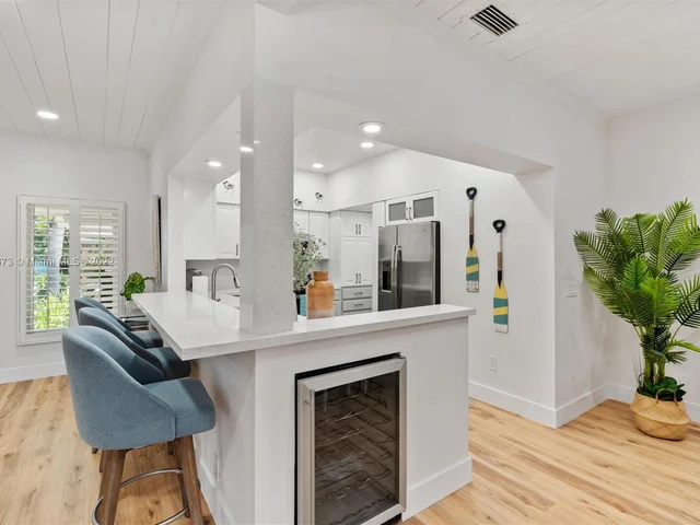 2513 SE 12th St, Pompano Beach FL 33062