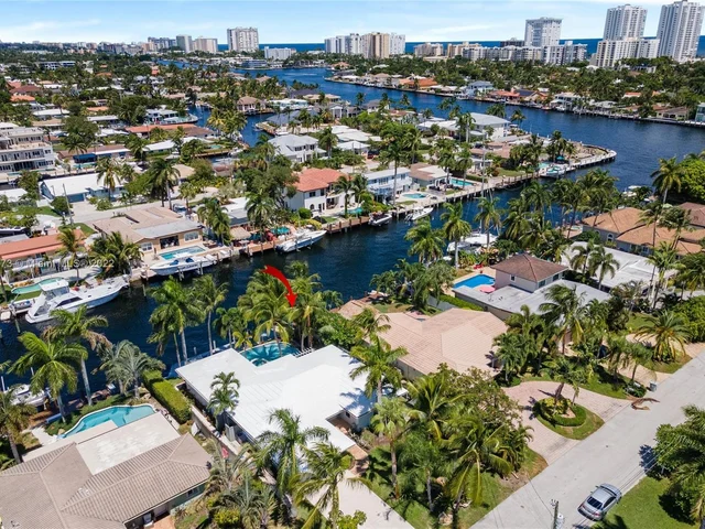 2513 SE 12th St, Pompano Beach FL 33062