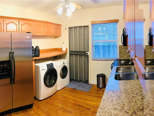 7 NE 47th St # 47, Miami FL 33137