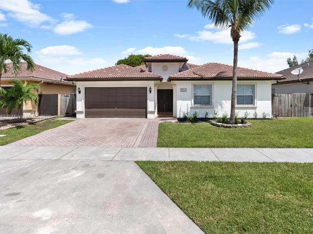 14815 SW 28th Ln, Miami FL 33185