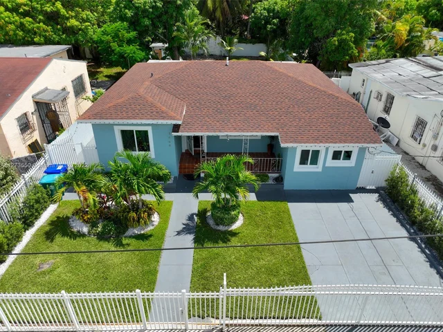 1460 NW 35 St, Miami FL 33142