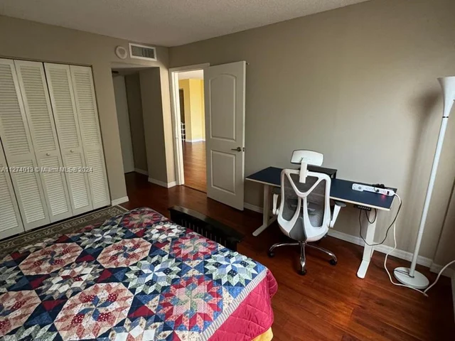 1833 S Ocean Dr # 308, Hallandale Beach FL 33009