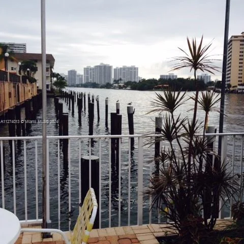 1833 S Ocean Dr # 308, Hallandale Beach FL 33009