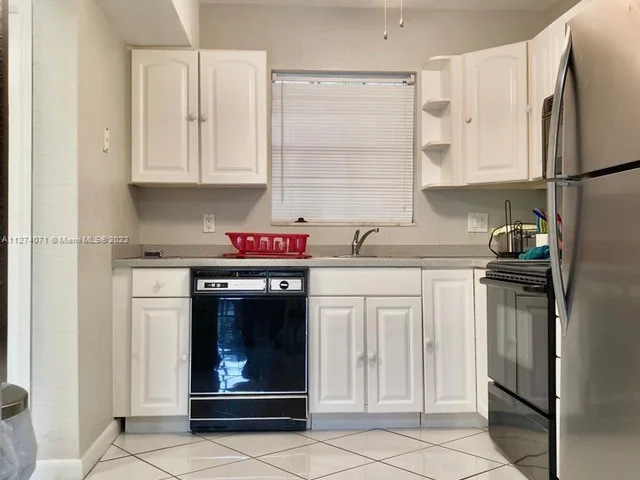 610 Tennis Club Dr # 102, Fort Lauderdale FL 33311