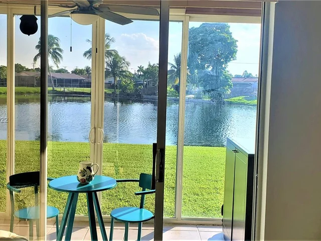 10422 NW 24th Pl # 105, Sunrise FL 33322